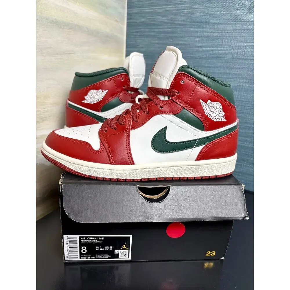 New in Box - SZ 8m - Jordan 1 Mid - Sail/Midnight Green